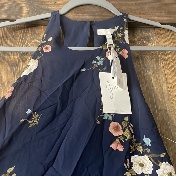 JOIE Brighton Silk Camisole Tank Top - Picture 6 of 10